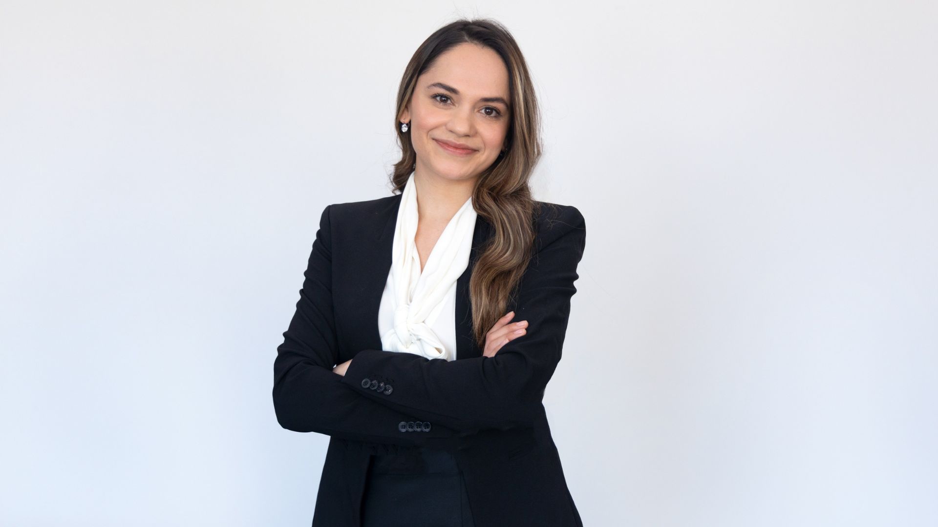 A legal professional considering converting from an attorney to an advocate in South Africa